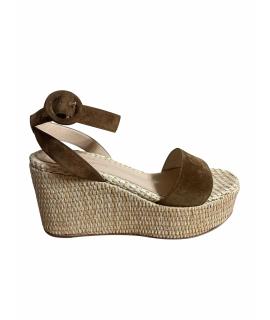 GIANVITO ROSSI Босоножки