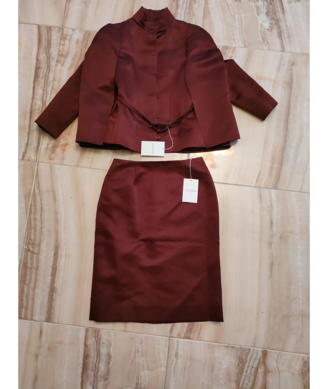 VALENTINO Бордовый шелковый костюм с юбками, фото 10