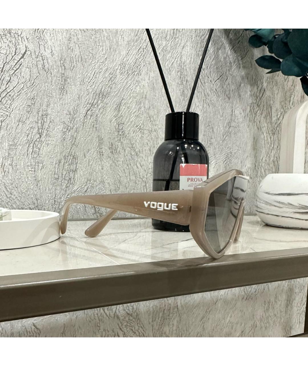 VOGUE EYEWEAR Бежевые солнцезащитные очки, фото 2