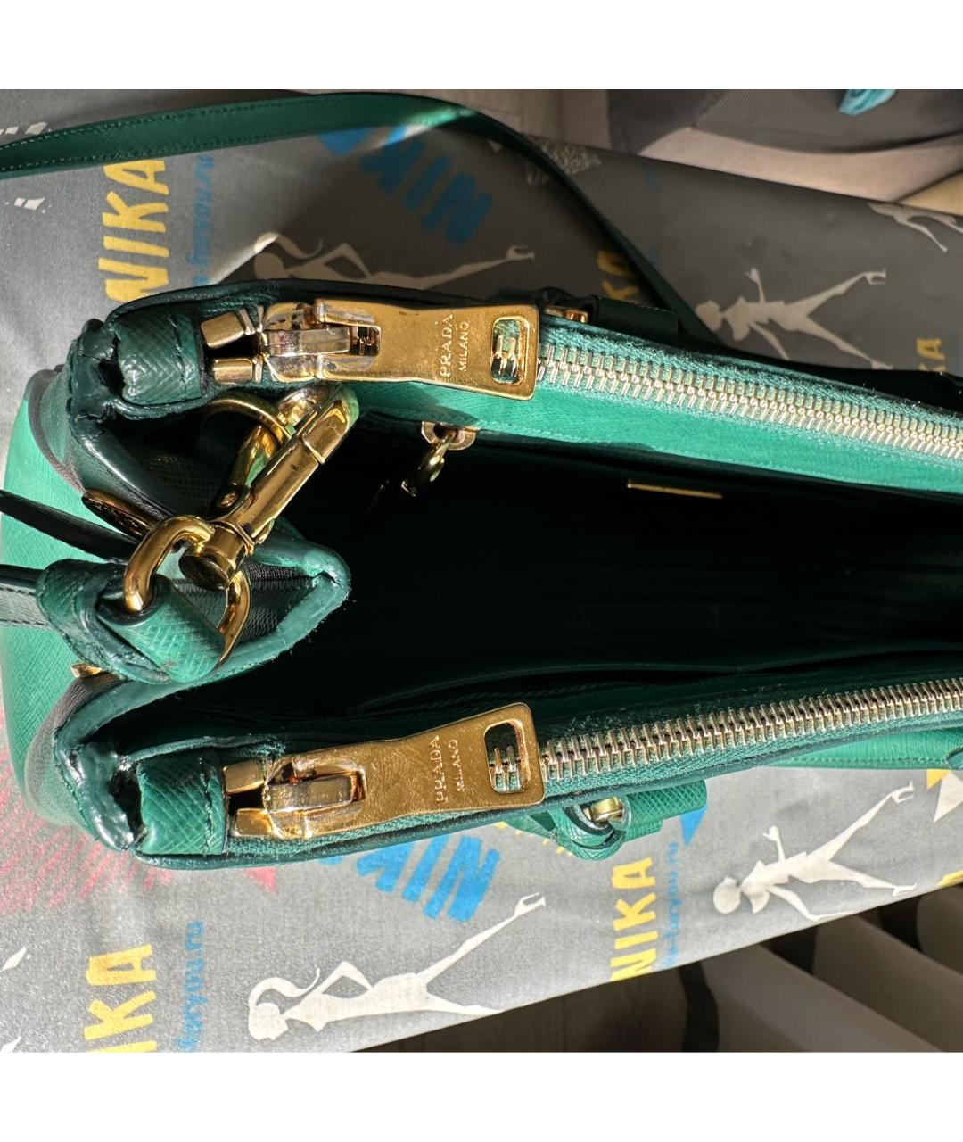 PRADA Зеленая кожаная сумка тоут, фото 7