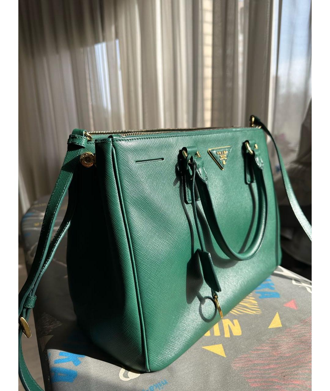 PRADA Зеленая кожаная сумка тоут, фото 2