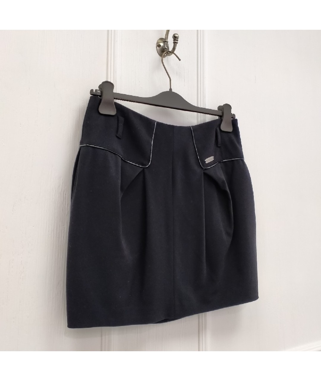 BLUGIRL Черная вискозная юбка мини, фото 3