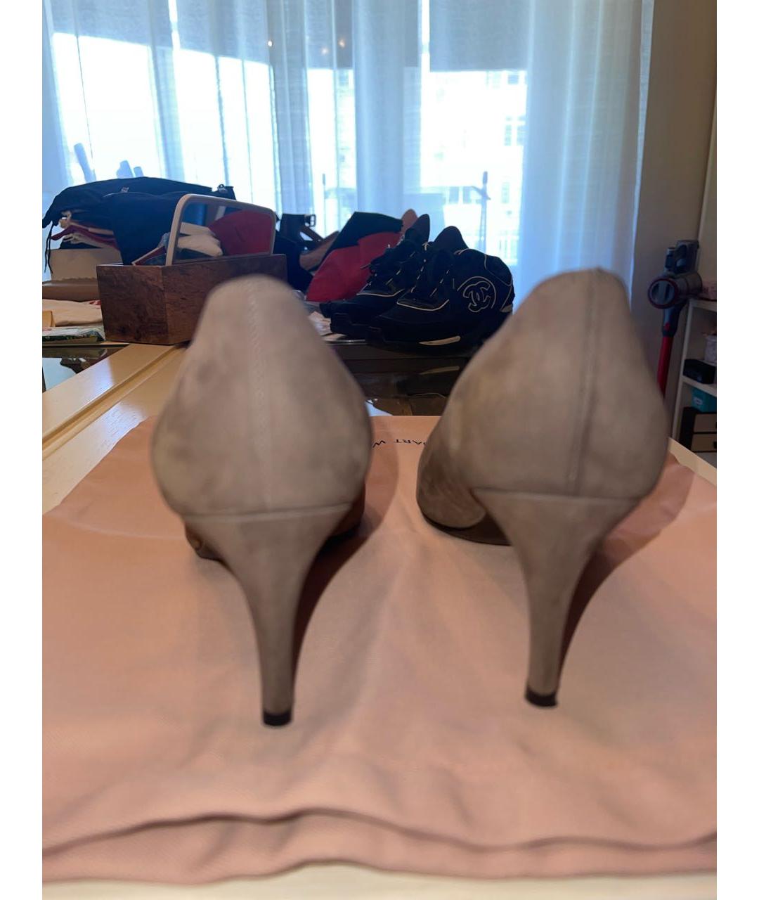 STUART WEITZMAN Бежевые замшевые туфли, фото 4
