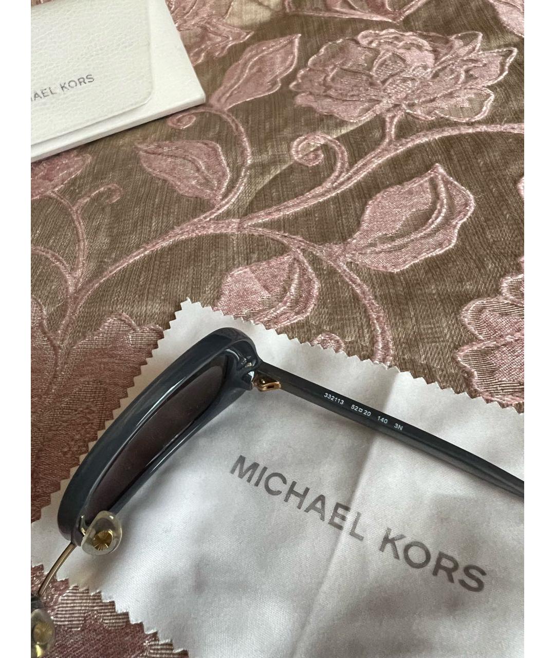MICHAEL KORS Антрацитовые пластиковые солнцезащитные очки, фото 5