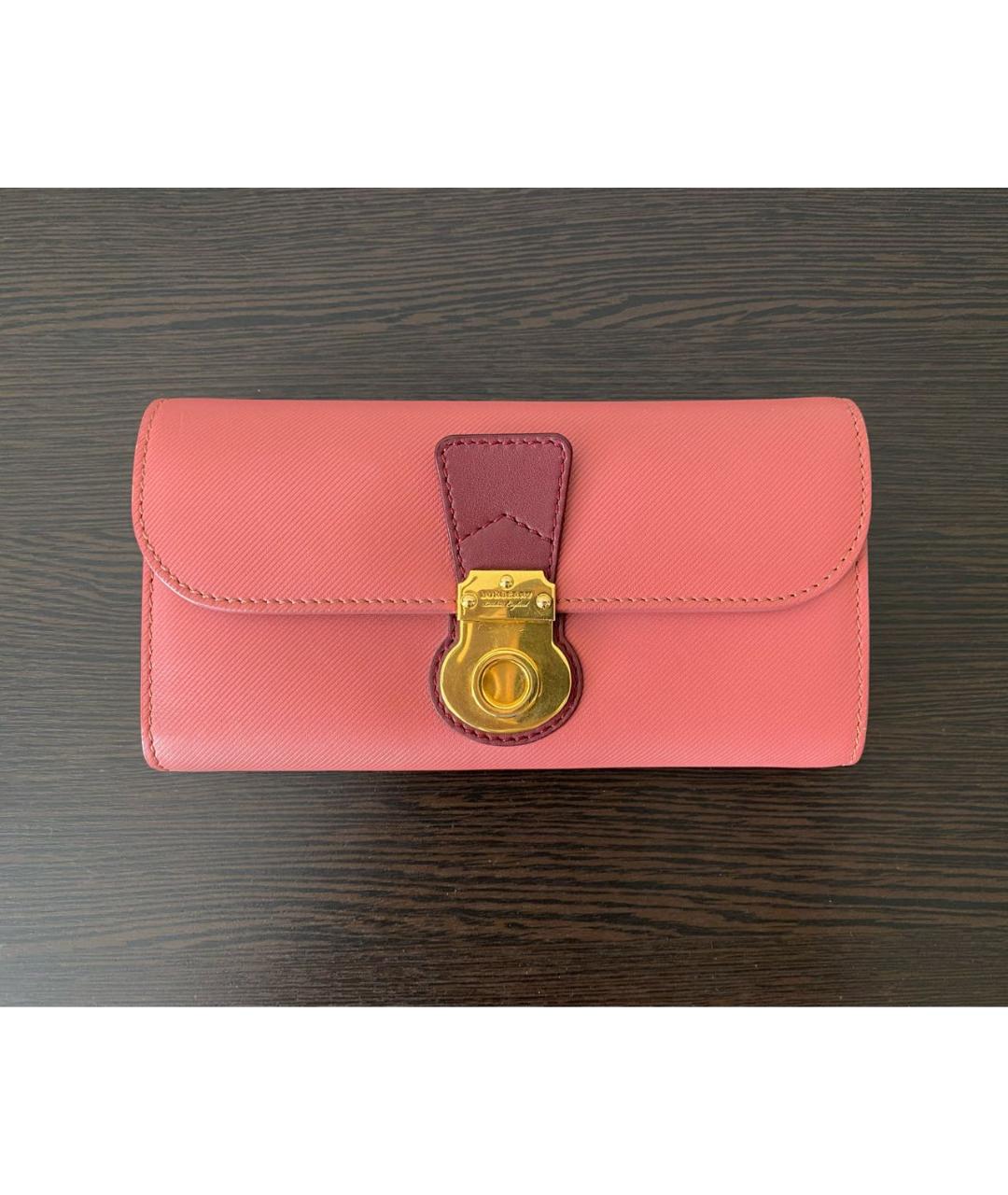 BURBERRY Коралловый кожаный кошелек, фото 5