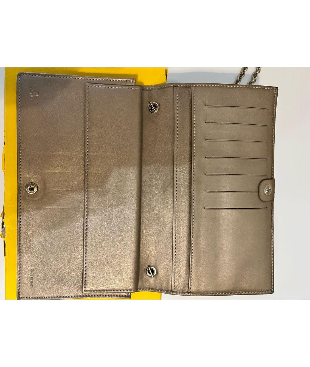 FENDI Золотой кожаный кошелек, фото 3