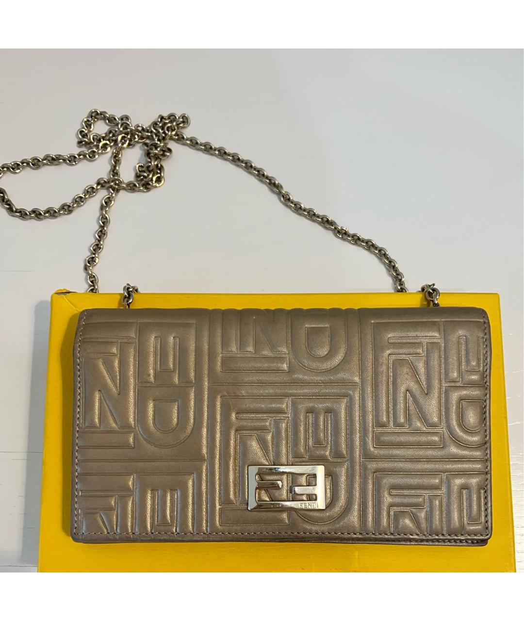 FENDI Золотой кожаный кошелек, фото 5