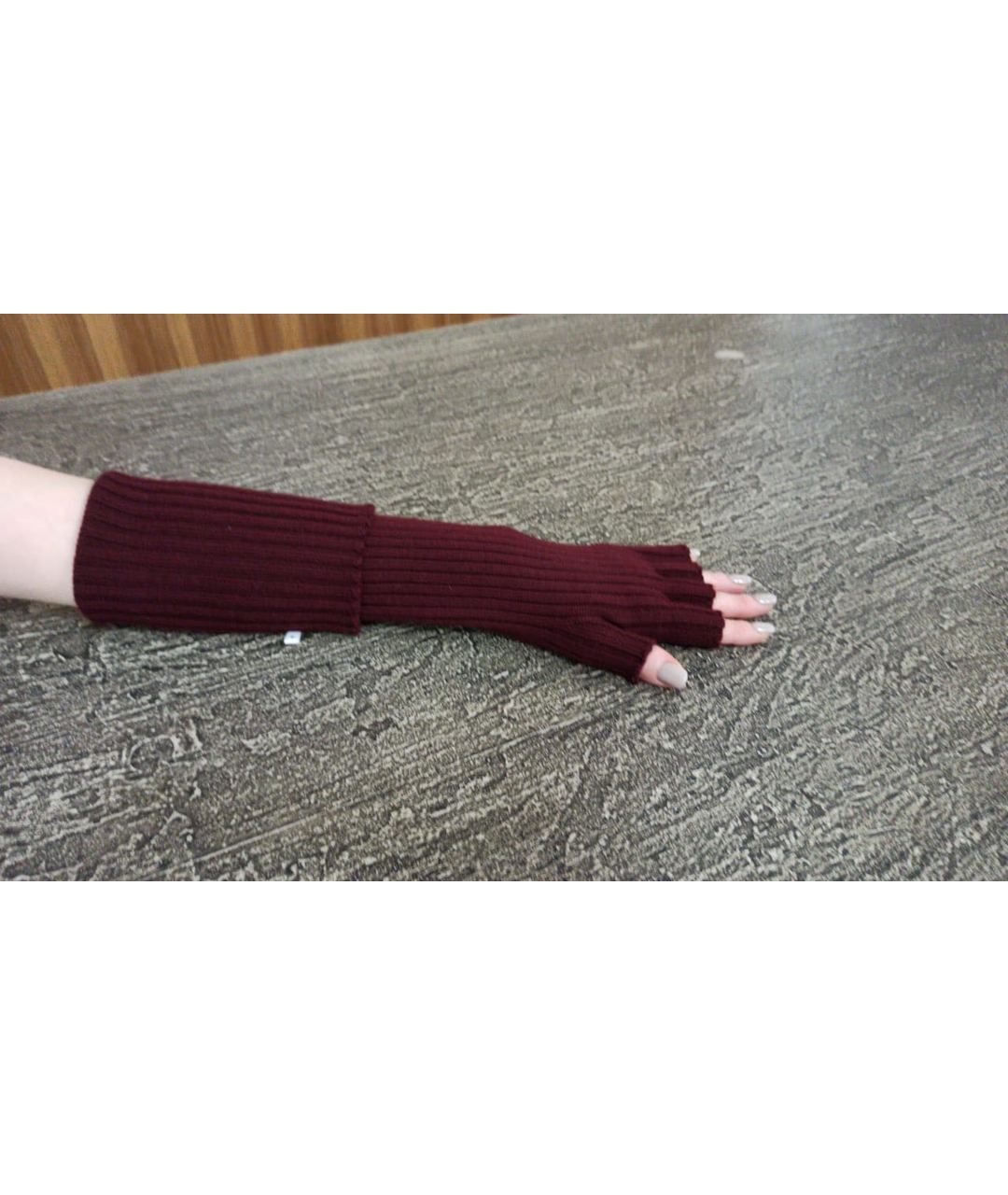MAISON MARGIELA Бордовые шерстяные перчатки, фото 6