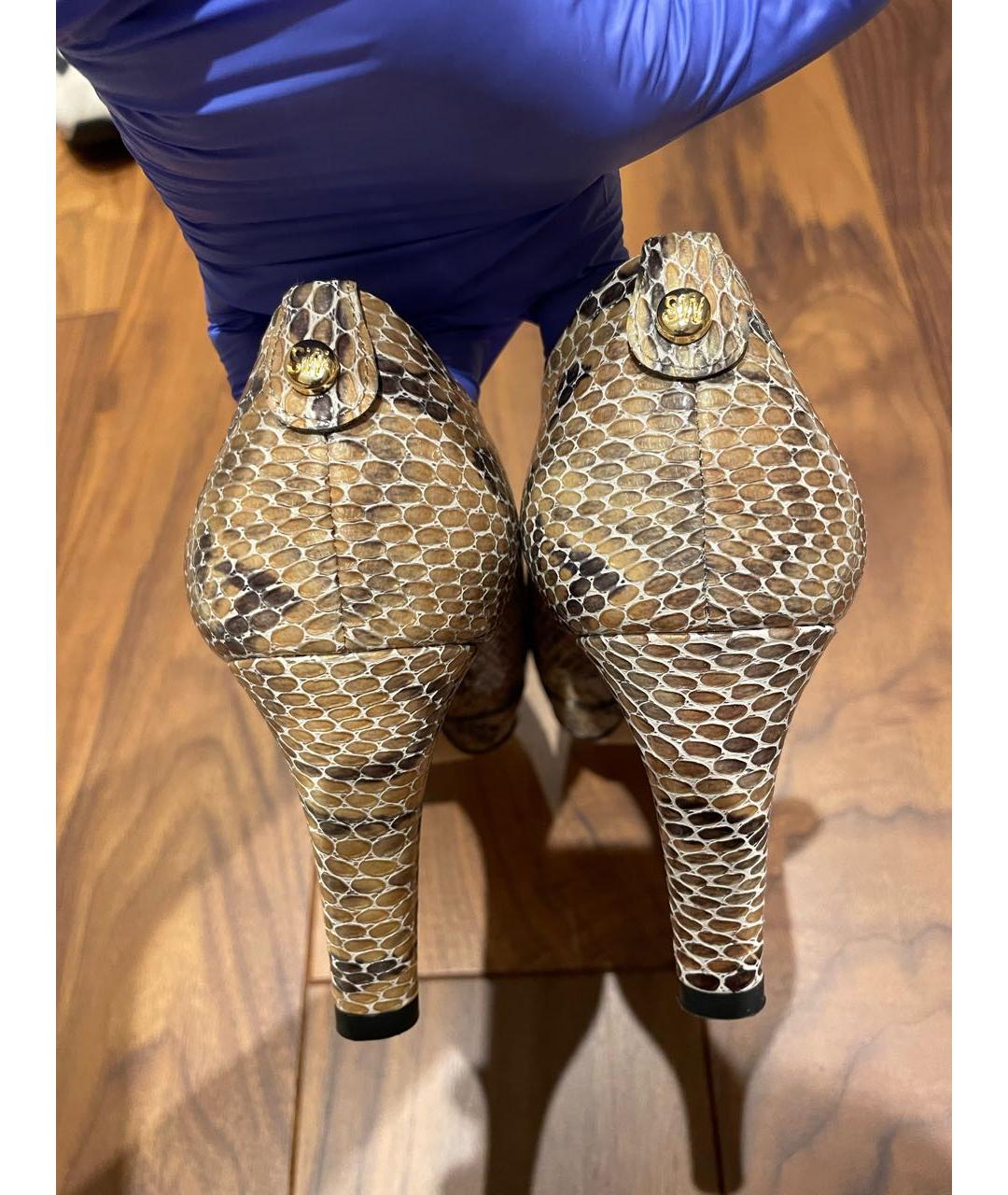 STUART WEITZMAN Бежевые кожаные туфли, фото 3