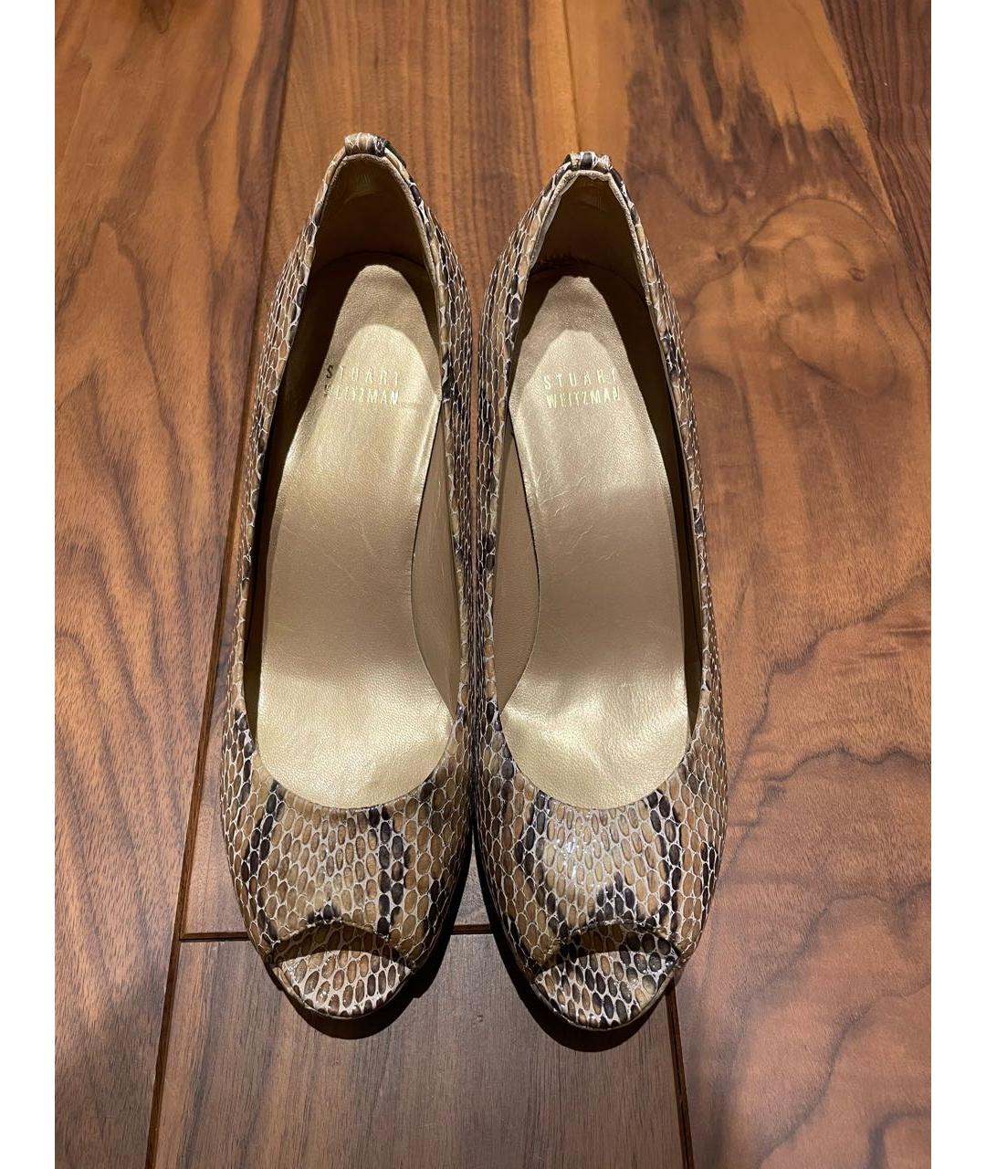 STUART WEITZMAN Бежевые кожаные туфли, фото 2