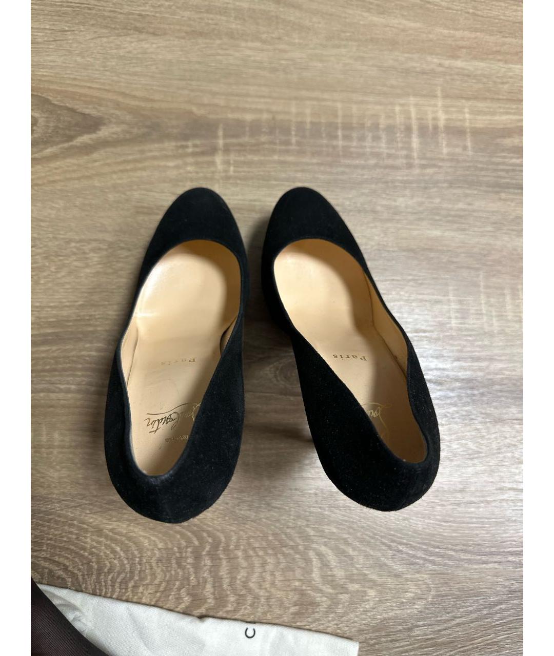 CHRISTIAN LOUBOUTIN Черные замшевые туфли, фото 3