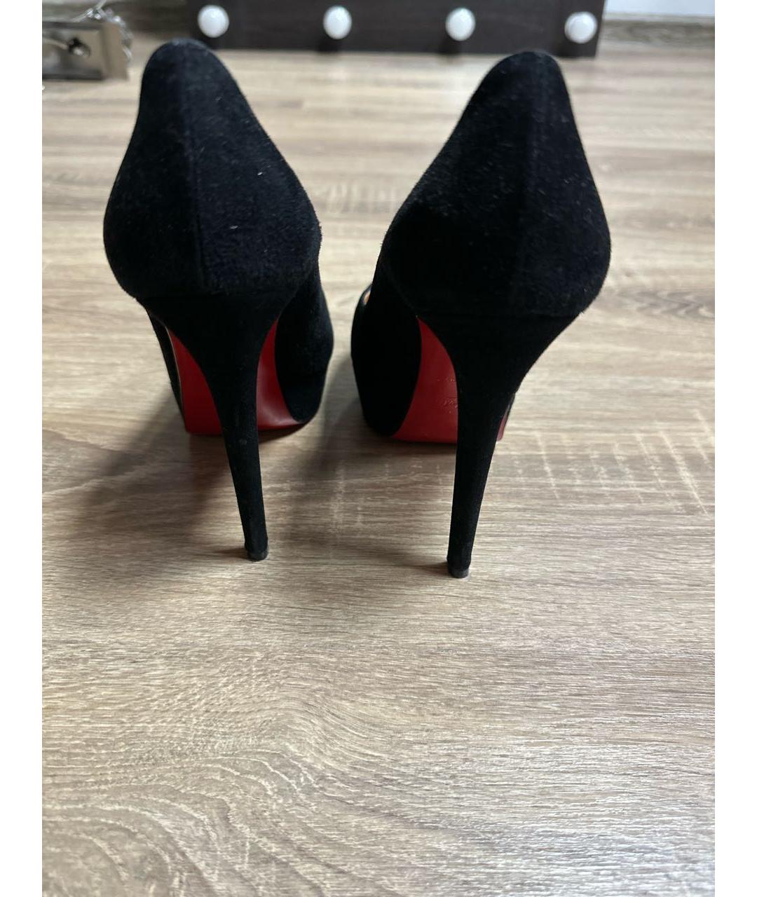 CHRISTIAN LOUBOUTIN Черные замшевые туфли, фото 4