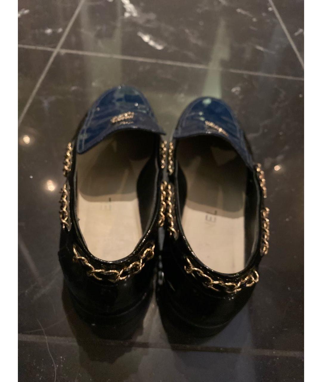 CHANEL Темно-синие лоферы из лакированной кожи, фото 4