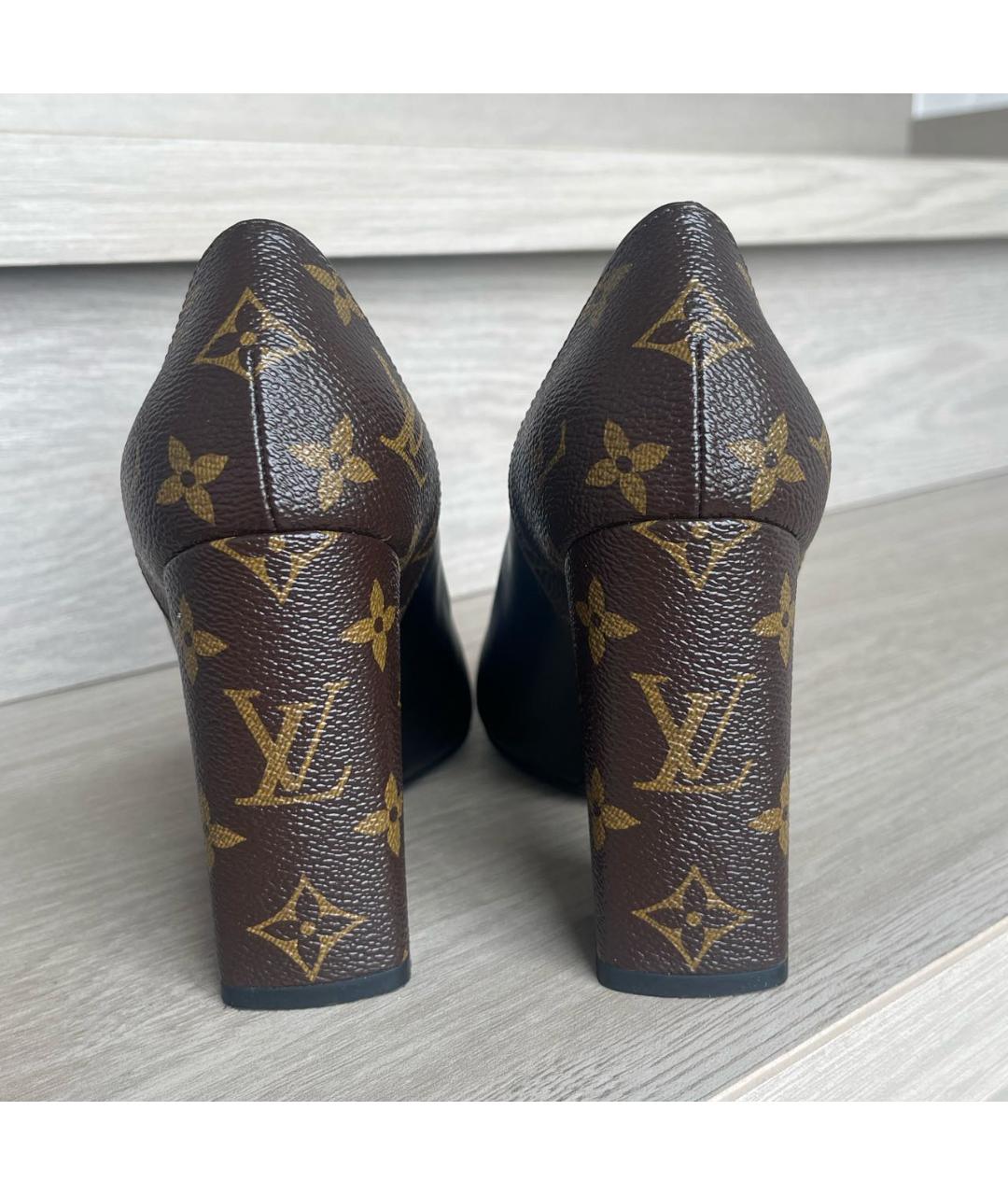 LOUIS VUITTON PRE-OWNED Коричневые туфли, фото 2