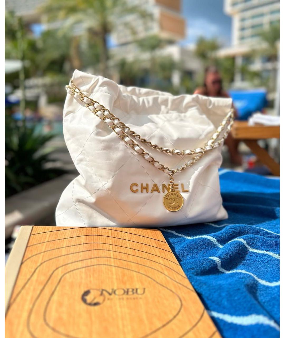 CHANEL Белая кожаная сумка тоут, фото 6