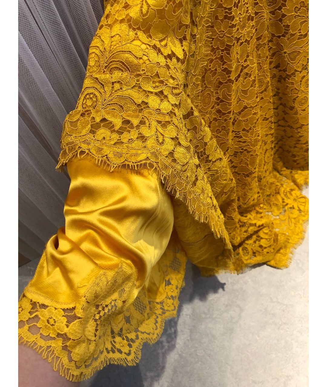 DOLCE&GABBANA Желтое кружевное повседневное платье, фото 7