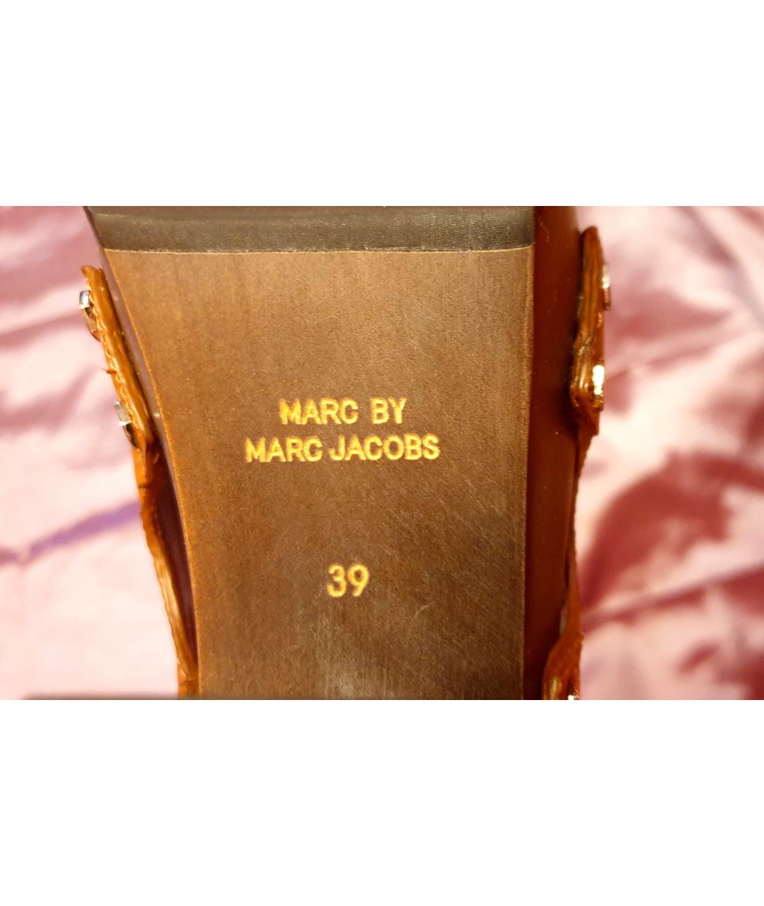 MARC BY MARC JACOBS Горчичные туфли из лакированной кожи, фото 5