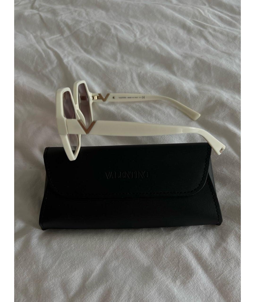 RED VALENTINO Бежевые солнцезащитные очки, фото 2