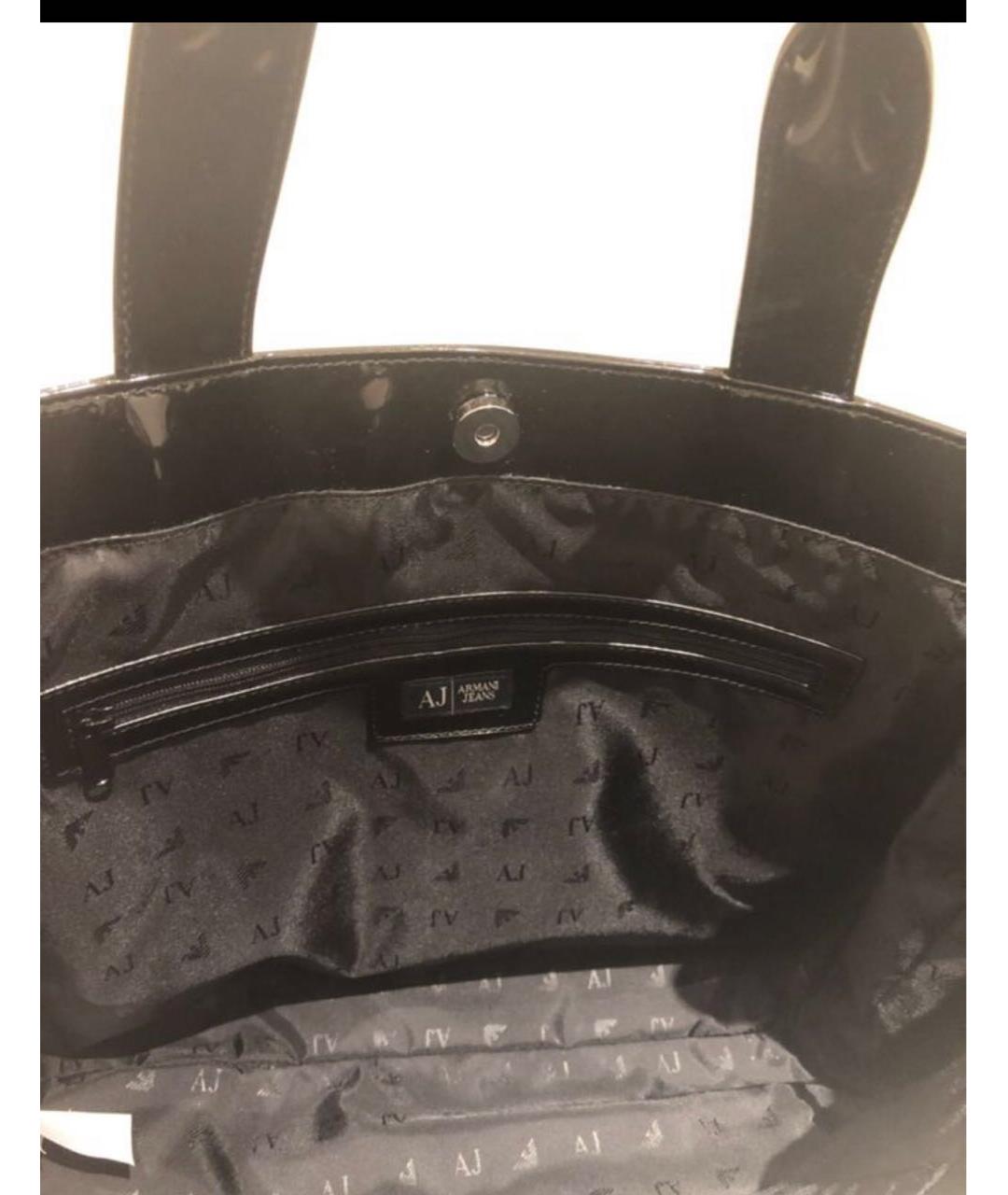 ARMANI JEANS Черная сумка тоут из лакированной кожи, фото 4