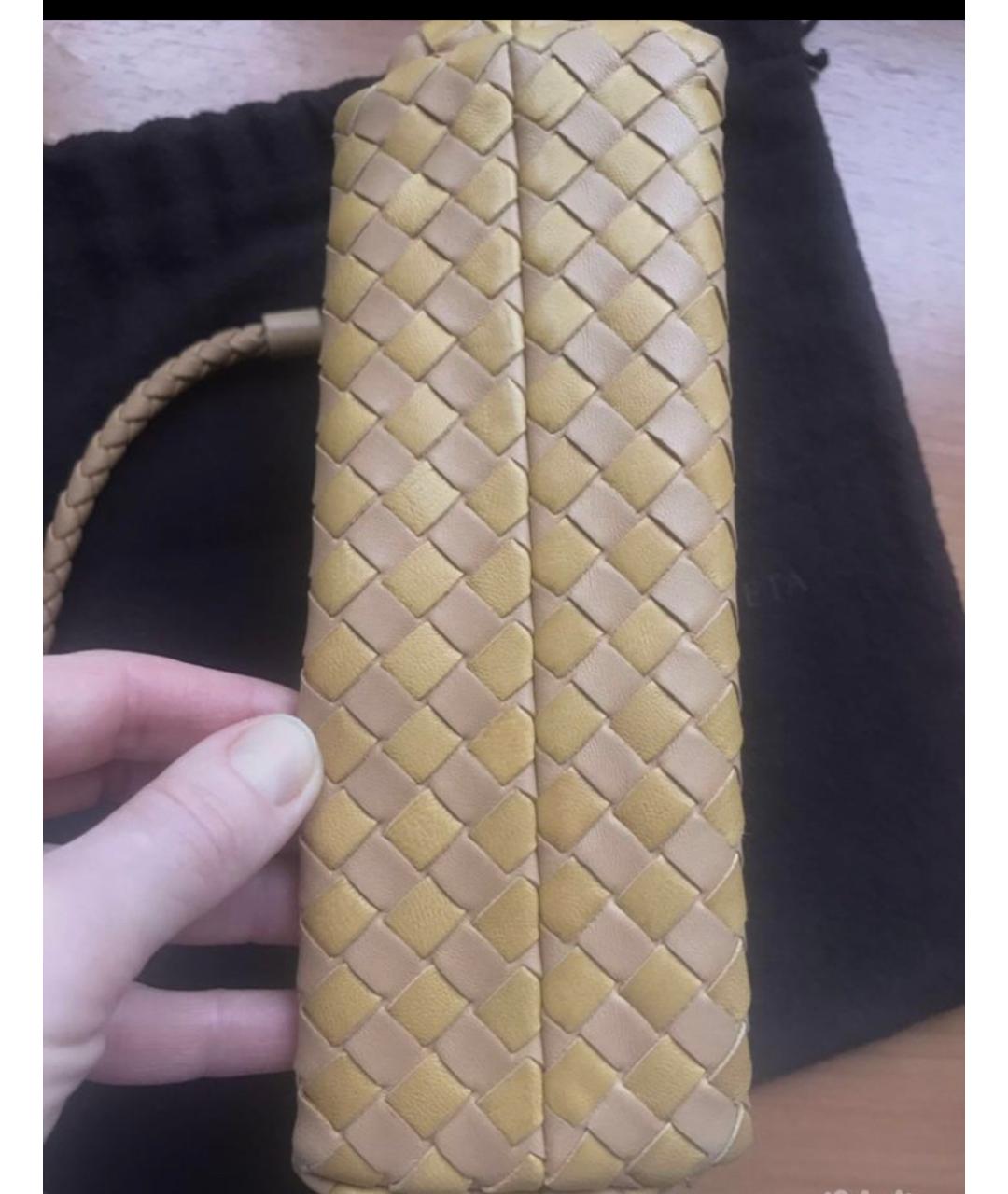 BOTTEGA VENETA Бежевая кожаная сумка с короткими ручками, фото 2