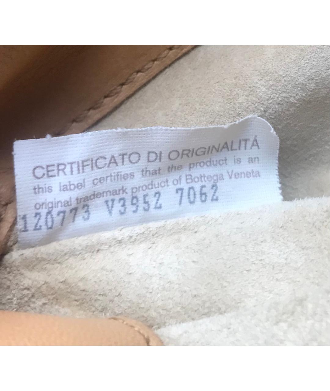 BOTTEGA VENETA Бежевая кожаная сумка с короткими ручками, фото 5
