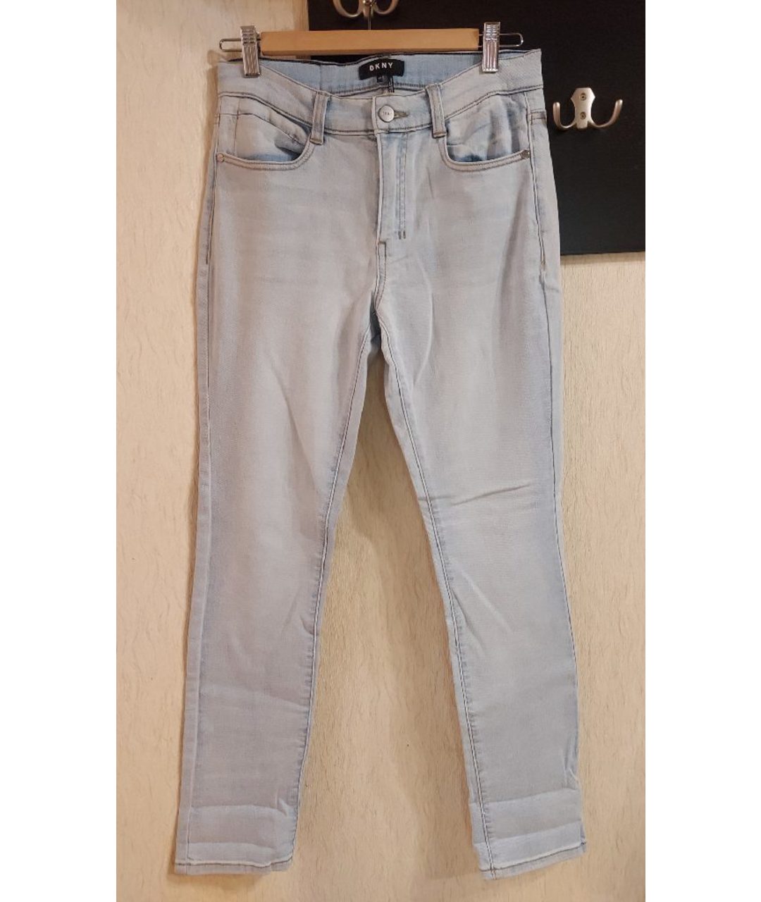 DKNY Голубые хлопко-эластановые прямые джинсы, фото 9