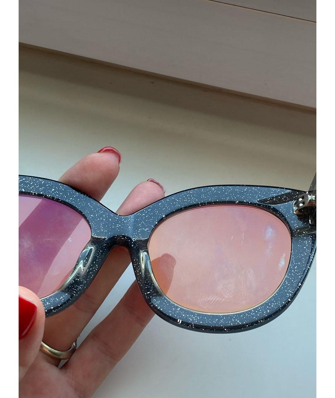 ALICE+OLIVIA Антрацитовые пластиковые солнцезащитные очки, фото 6