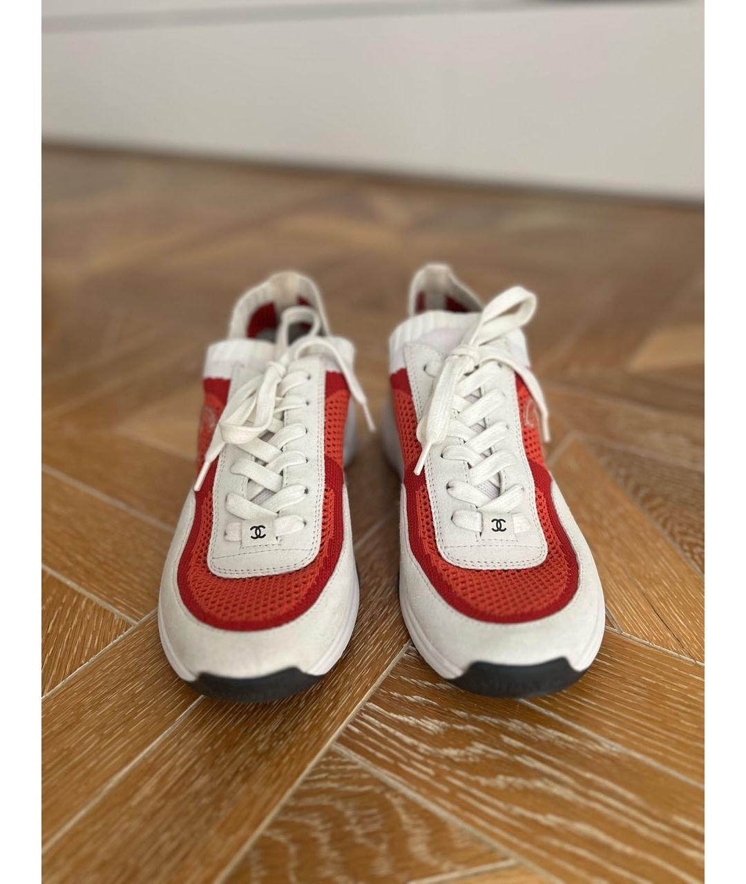 CHANEL PRE-OWNED Красные текстильные кроссовки, фото 2
