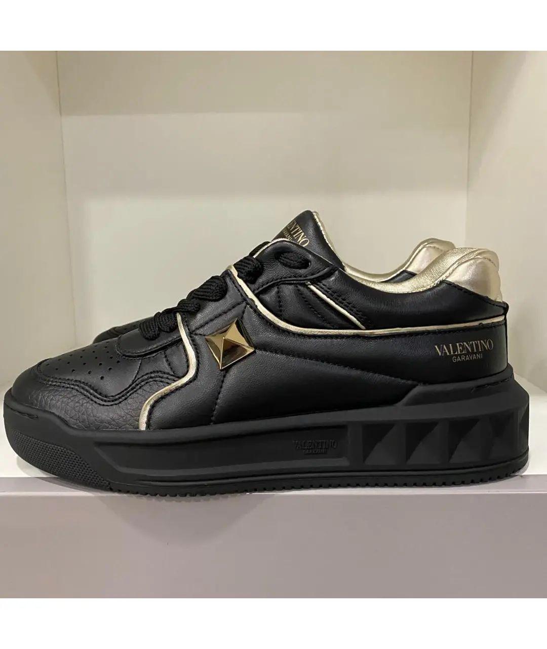 VALENTINO Черные кожаные кроссовки, фото 2