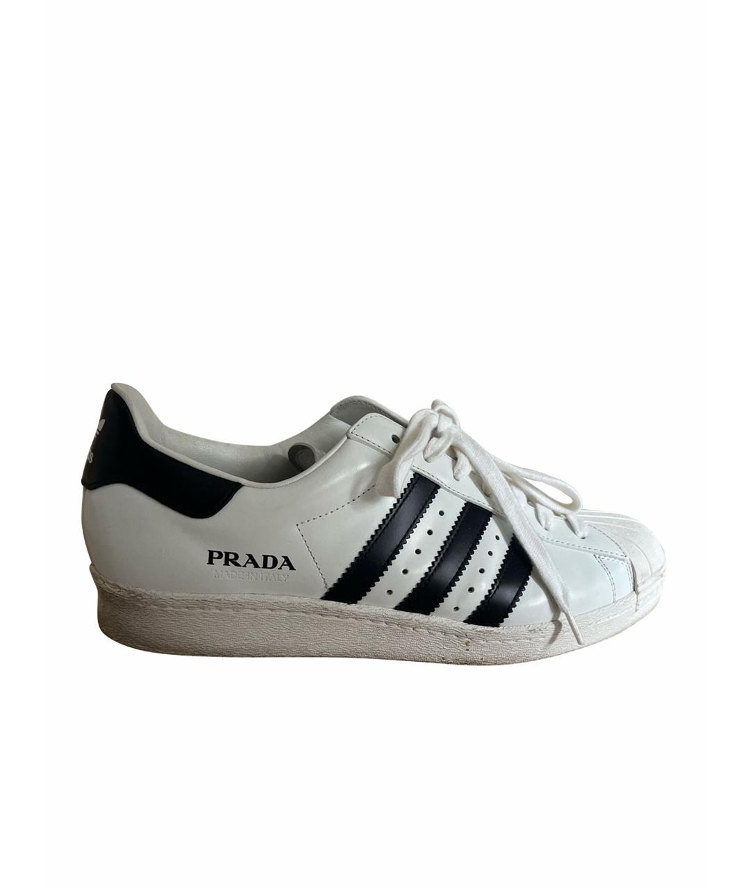 PRADA Белые кожаные низкие кроссовки / кеды, фото 1