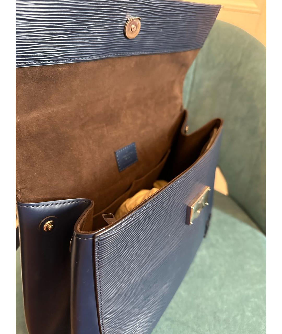 LOUIS VUITTON PRE-OWNED Темно-синяя кожаная сумка с короткими ручками, фото 4