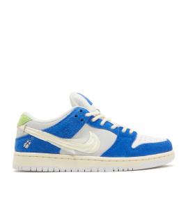 NIKE Кроссовки