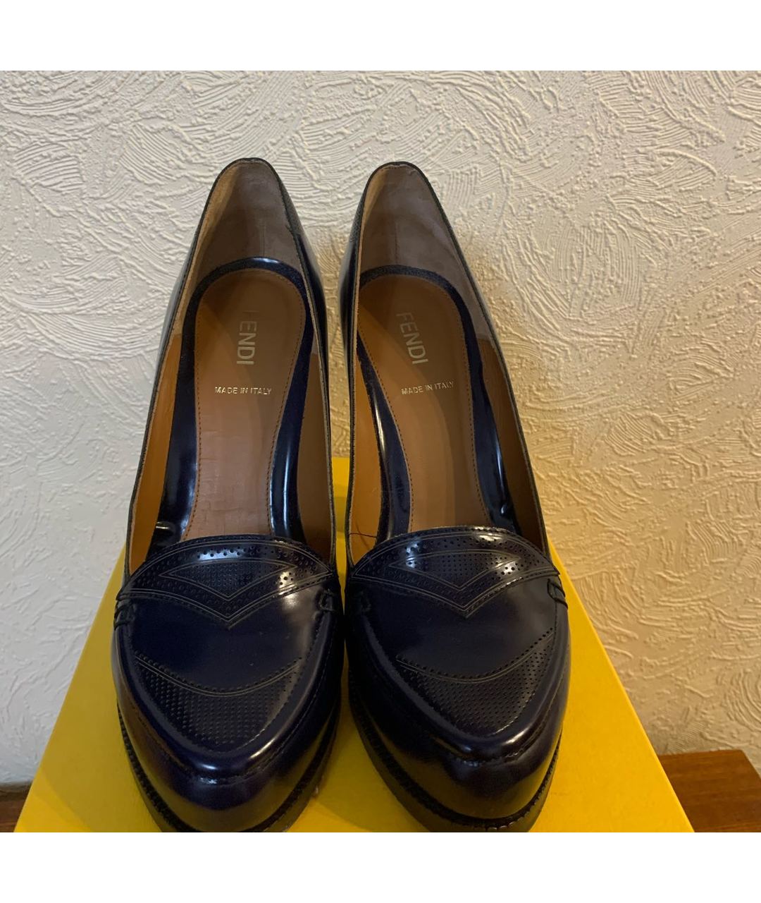 FENDI Темно-синие кожаные туфли, фото 2