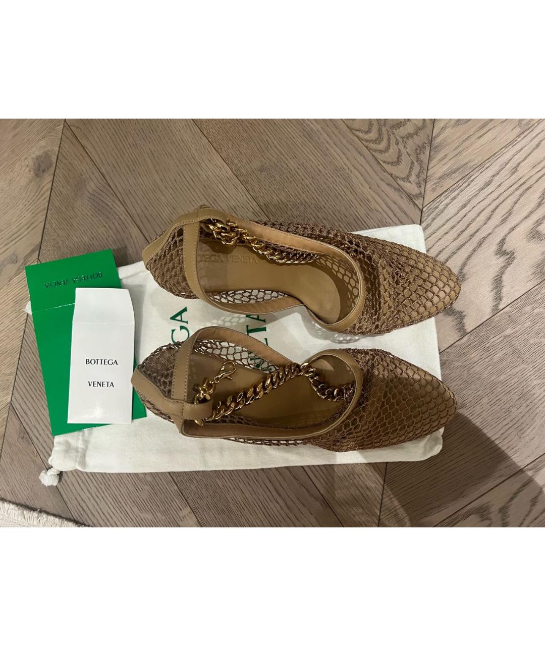 BOTTEGA VENETA Бежевые кожаные босоножки, фото 4