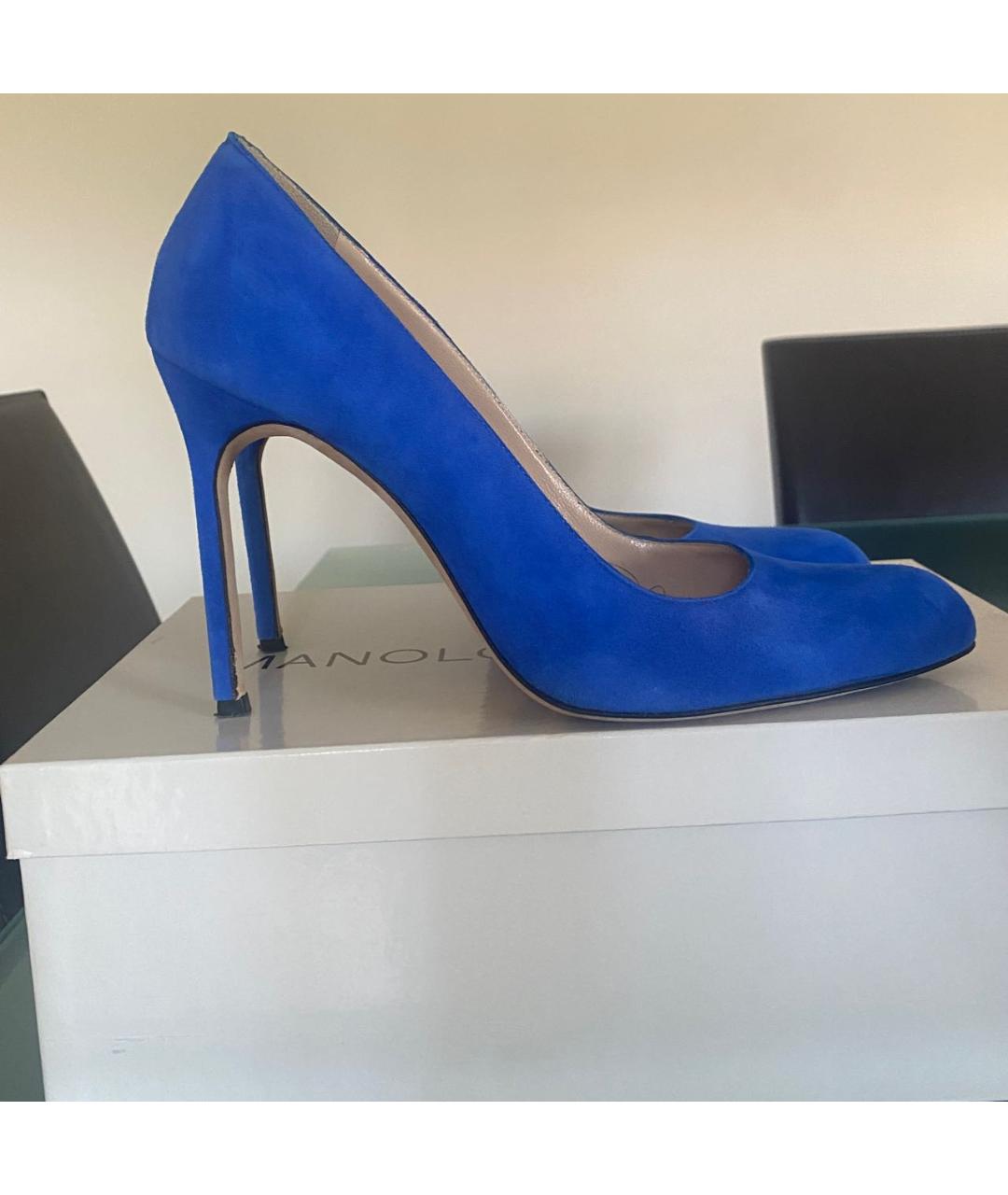 MANOLO BLAHNIK Синие замшевые туфли, фото 5