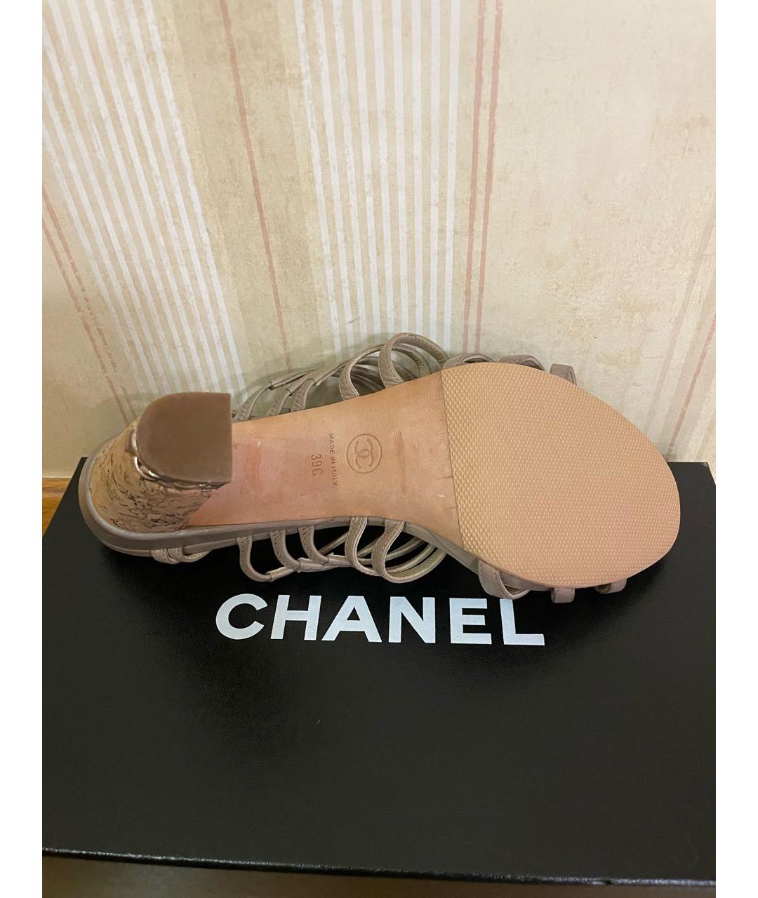 CHANEL Бежевые кожаные босоножки, фото 7