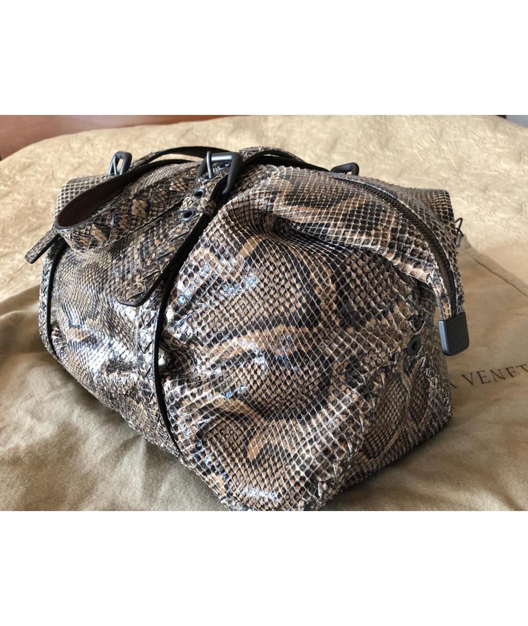 BOTTEGA VENETA Сумка с короткими ручками из экзотической кожи, фото 2