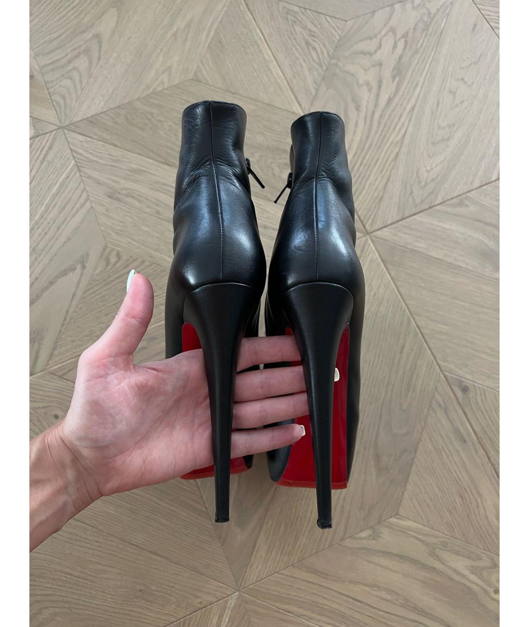 CHRISTIAN LOUBOUTIN Черные кожаные ботильоны, фото 4