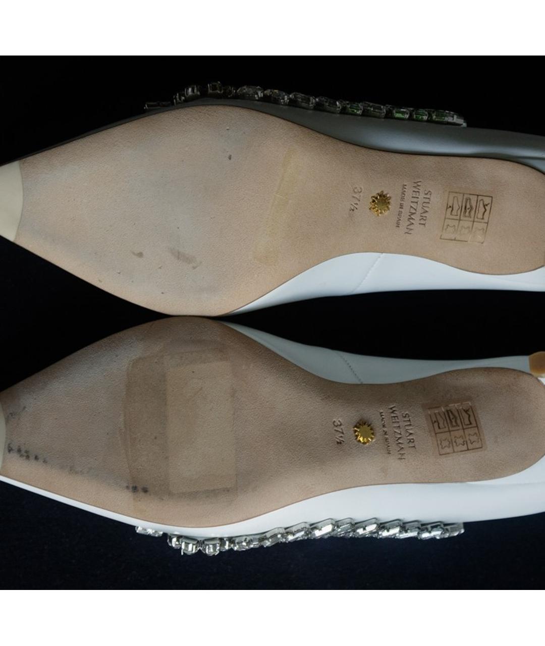 STUART WEITZMAN Белые кожаные свадебные туфли на среднем каблуке, фото 8