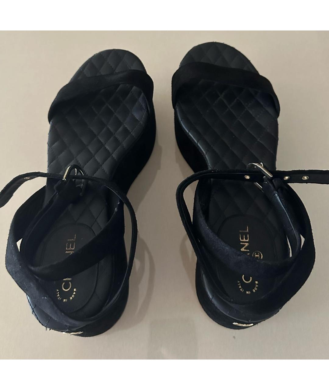 CHANEL Черные замшевые босоножки, фото 2