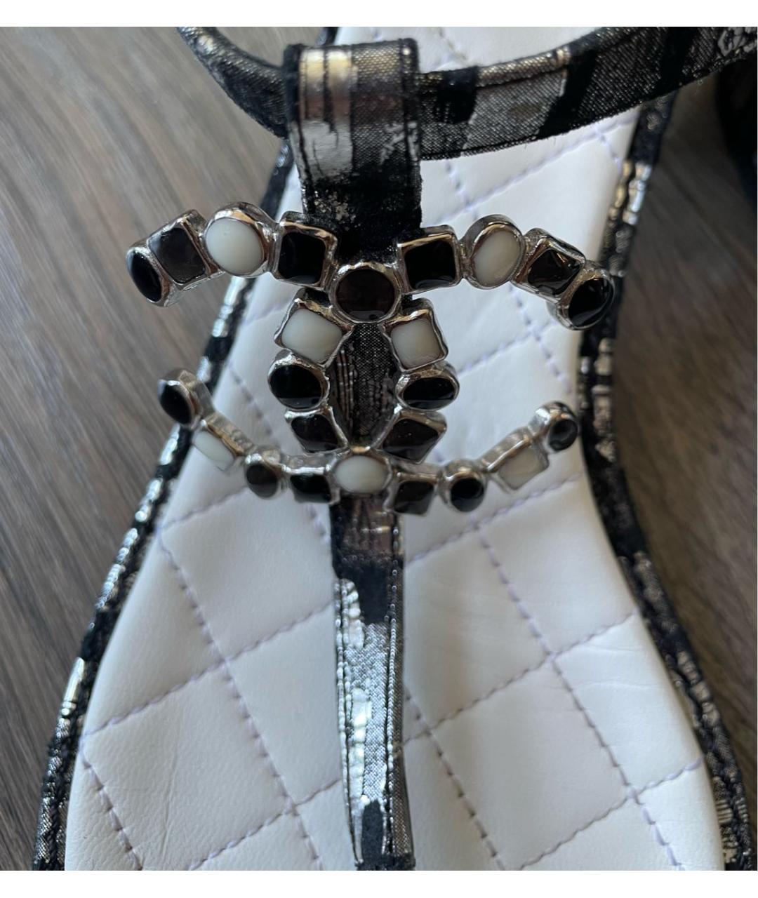 CHANEL PRE-OWNED Мульти сандалии из лакированной кожи, фото 4