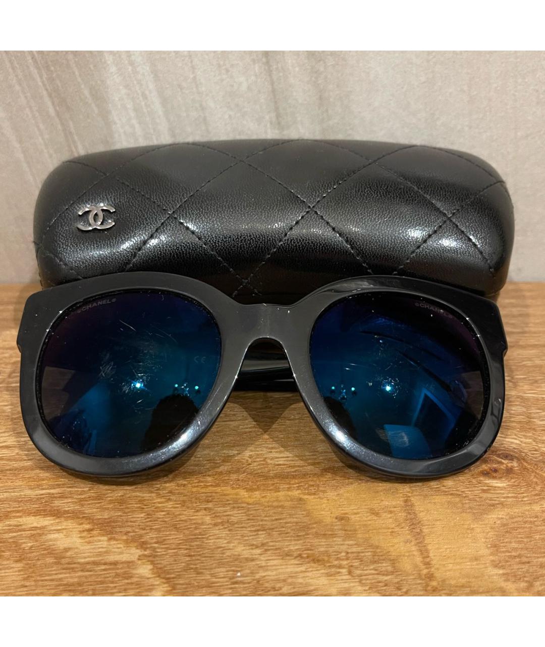 CHANEL PRE-OWNED Темно-синие пластиковые солнцезащитные очки, фото 4