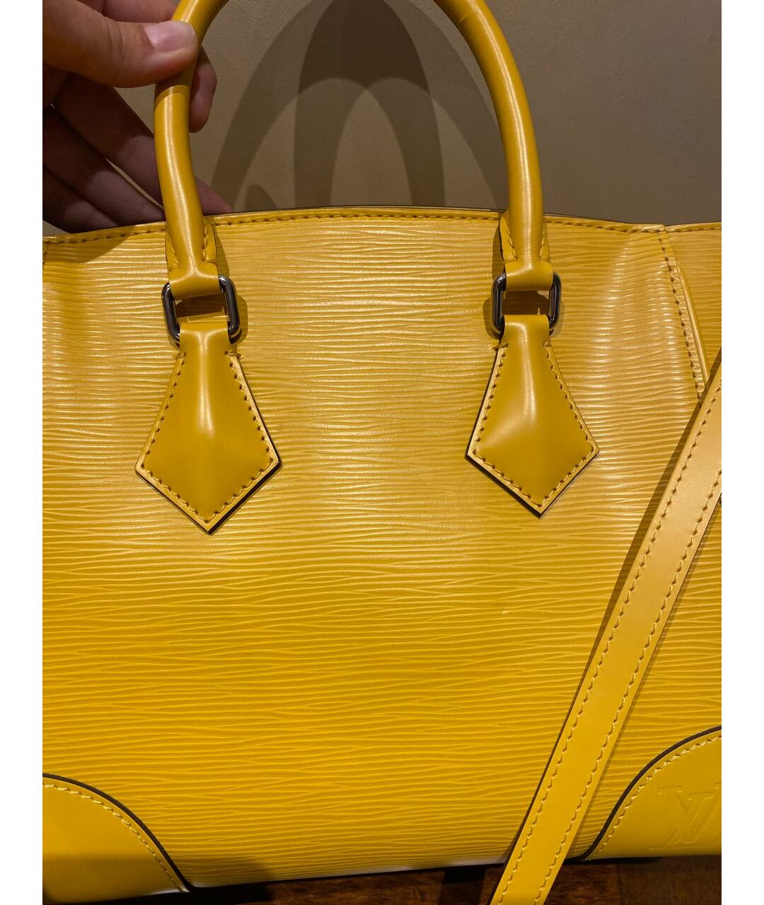 LOUIS VUITTON PRE-OWNED Желтая кожаная сумка тоут, фото 5