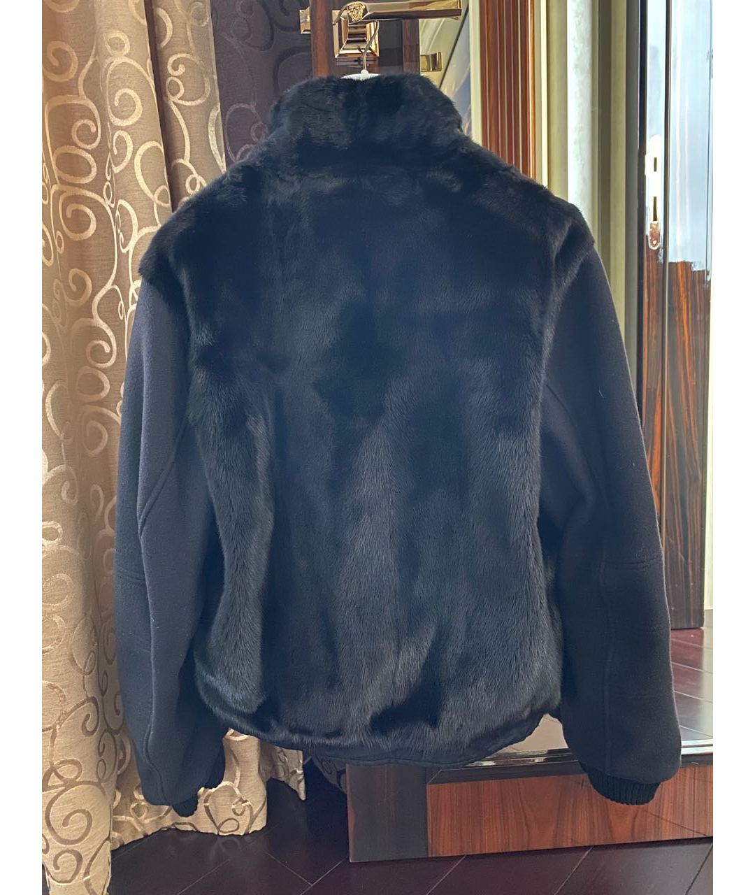 RINDI Черная меховая куртка, фото 2