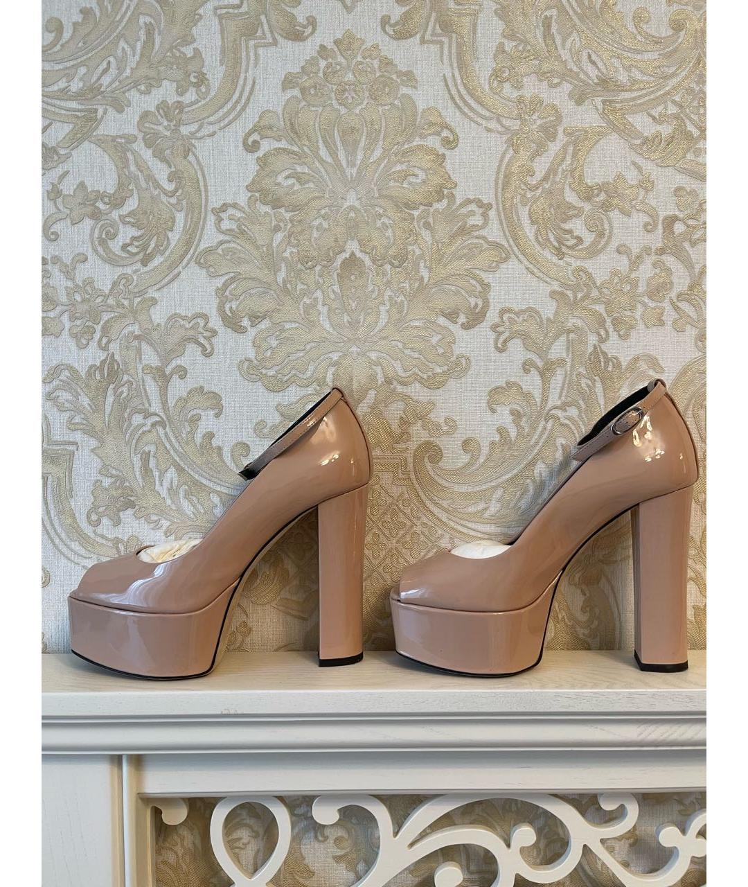 GIUSEPPE ZANOTTI DESIGN Бежевые босоножки из лакированной кожи, фото 8