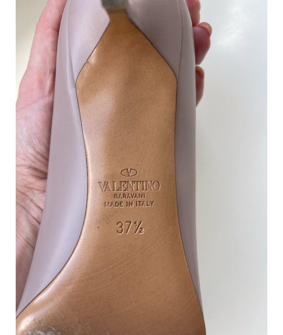 VALENTINO Бежевые кожаные лодочки на низком каблуке, фото 7