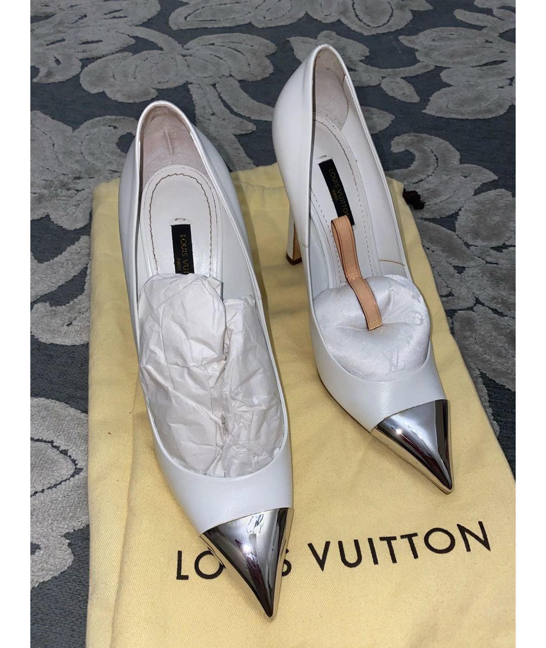 LOUIS VUITTON PRE-OWNED Белые кожаные туфли, фото 3