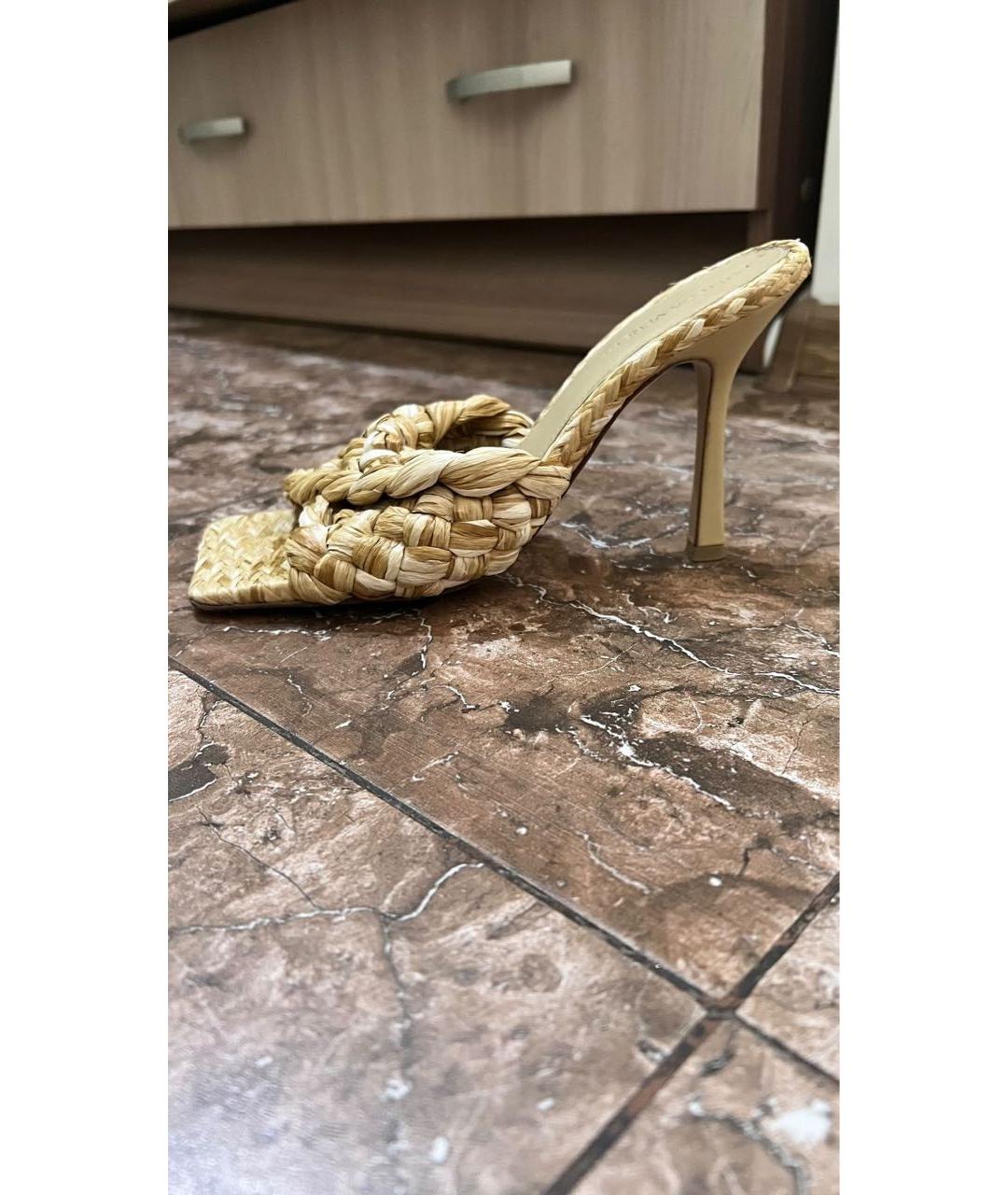 BOTTEGA VENETA Бежевые босоножки, фото 2