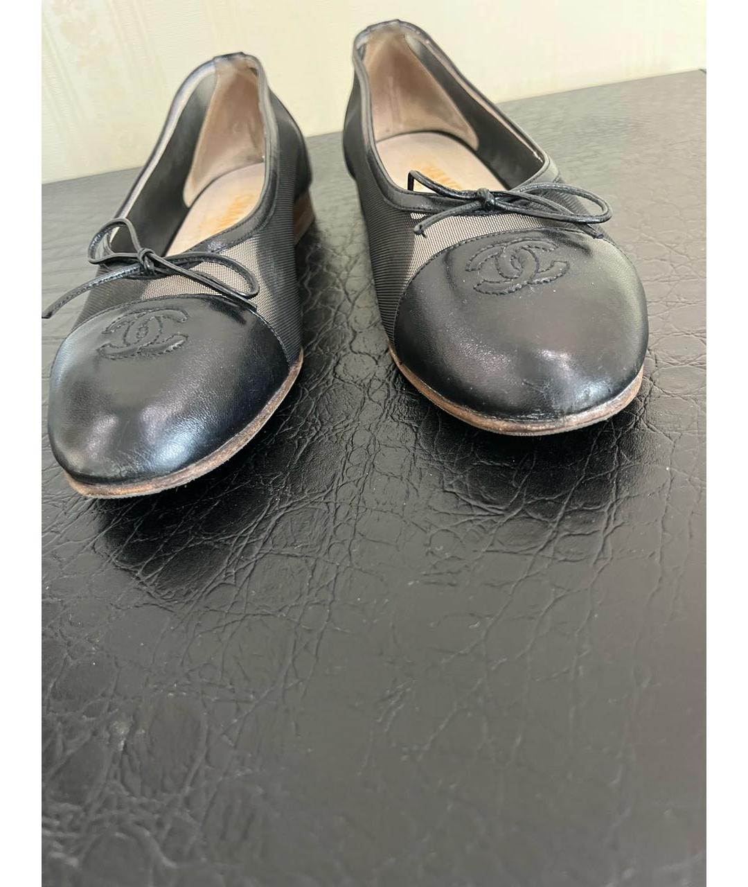 CHANEL Черные кожаные балетки, фото 2
