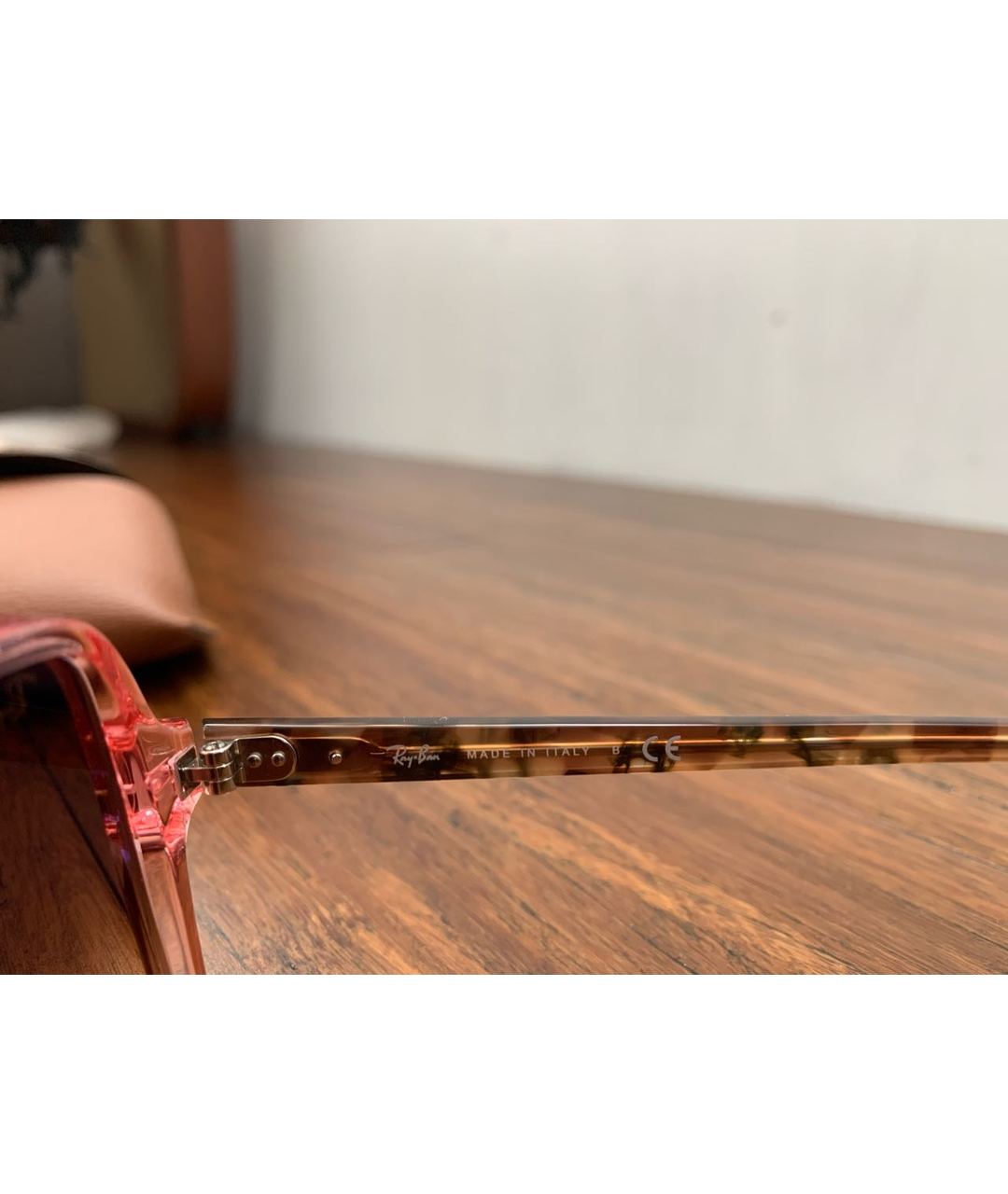 RAY BAN Бежевые пластиковые солнцезащитные очки, фото 3